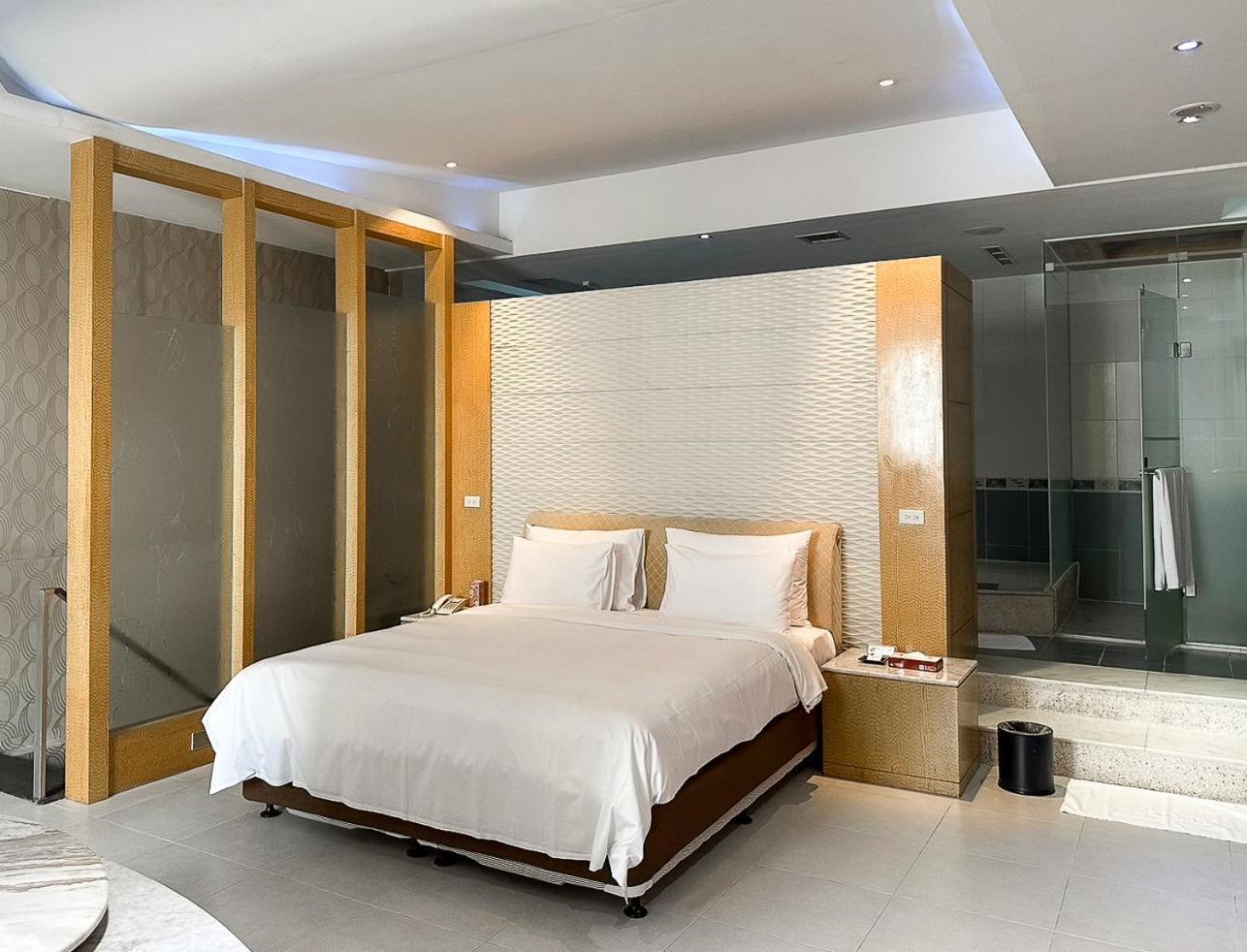 All-Ur Boutique Motel-Jhu Shan Branch Жушан Екстериор снимка
