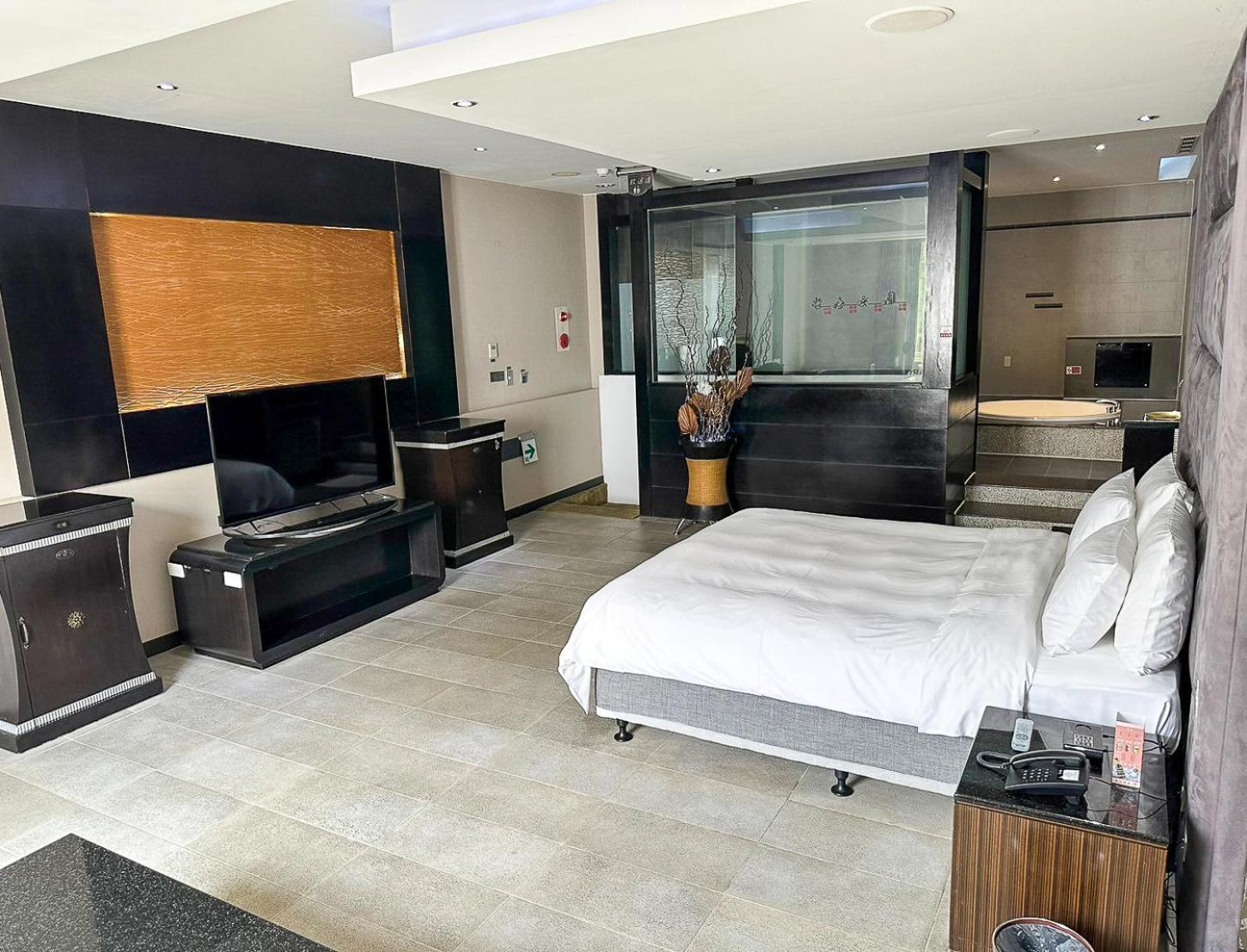 All-Ur Boutique Motel-Jhu Shan Branch Жушан Екстериор снимка