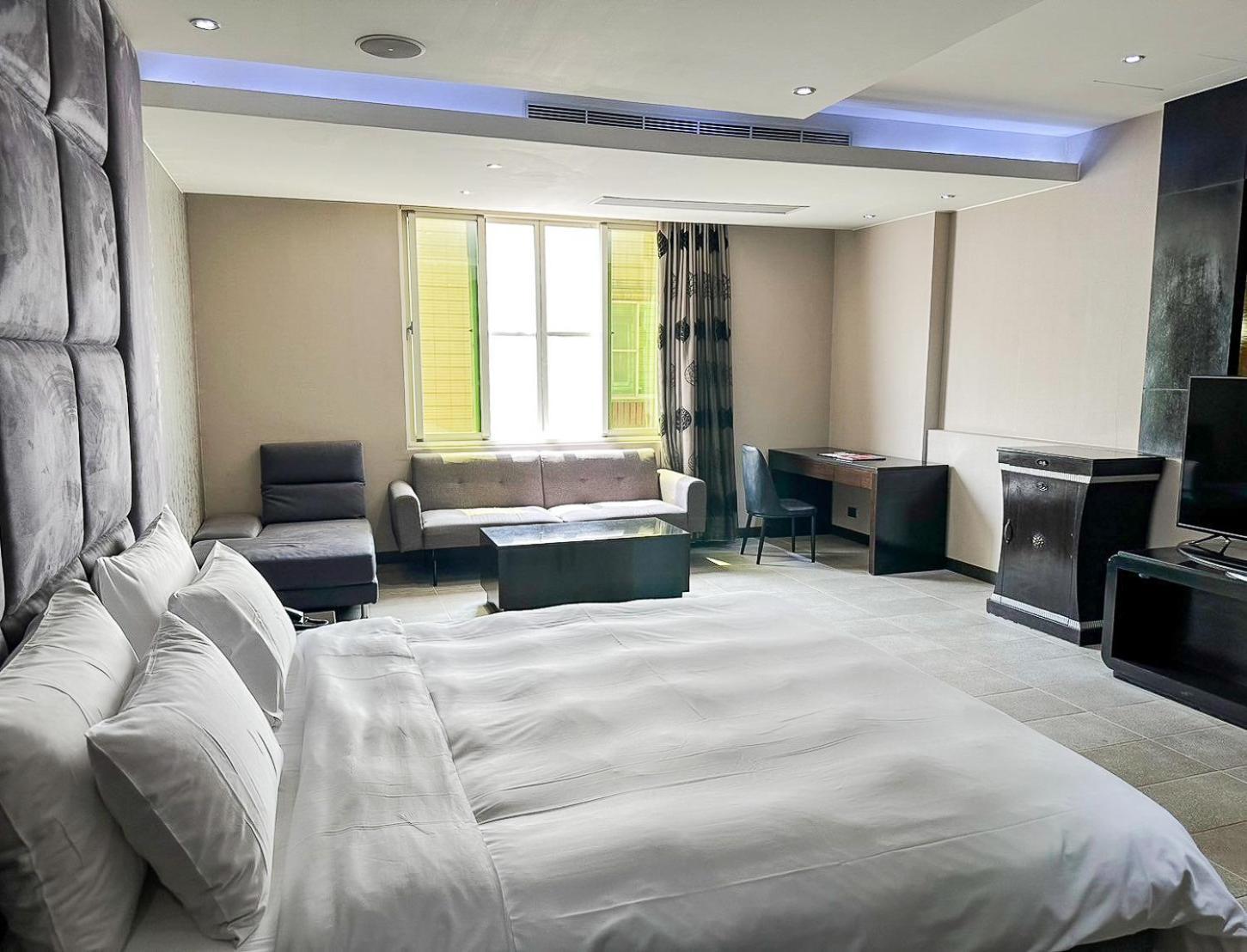 All-Ur Boutique Motel-Jhu Shan Branch Жушан Екстериор снимка