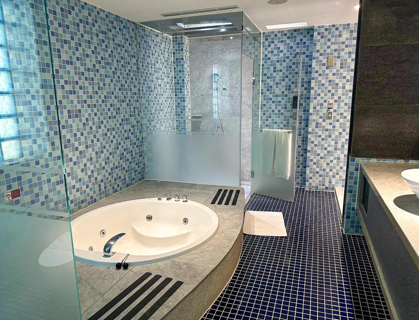 All-Ur Boutique Motel-Jhu Shan Branch Жушан Екстериор снимка